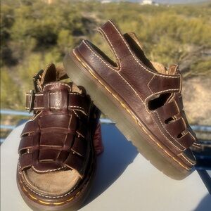 🏴󠁧󠁢󠁥󠁮󠁧󠁿 Vintage Dr. Martens MIE Chunky Brown Platform Fisherman Sandals UK 5